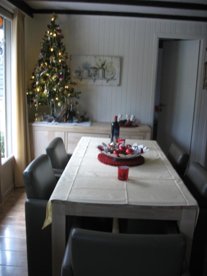 Durbuy Kleine Familiechalet Edelweiss 4 A 5 Pers Bagian luar foto
