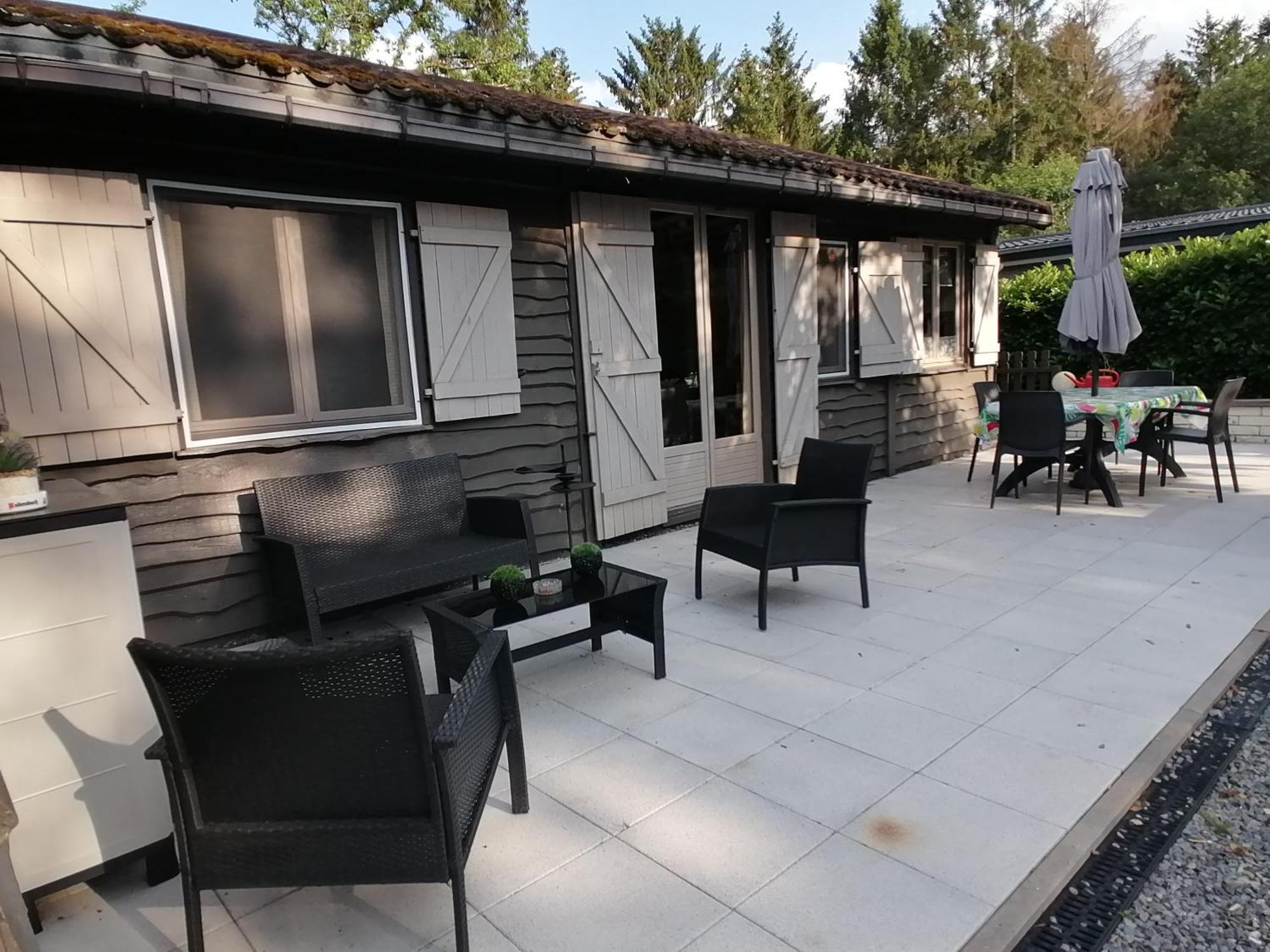 Durbuy Kleine Familiechalet Edelweiss 4 A 5 Pers Bagian luar foto