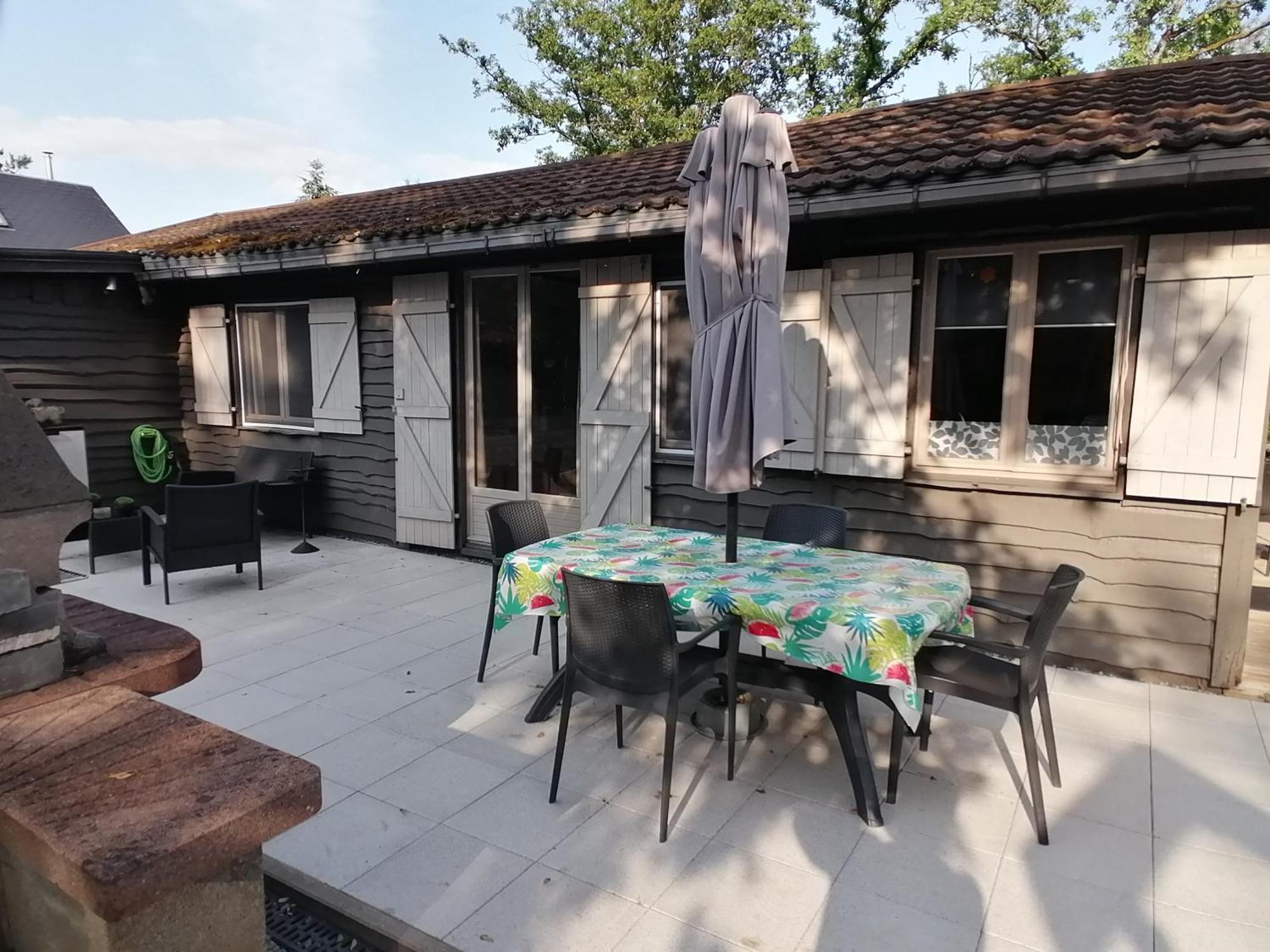Durbuy Kleine Familiechalet Edelweiss 4 A 5 Pers Bagian luar foto